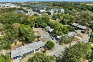 1011 Hackberry St, San Marcos, TX 78666 - Photo 25