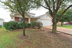 232 Brickyard Ln, Jarrell, TX 76537 - Photo 3