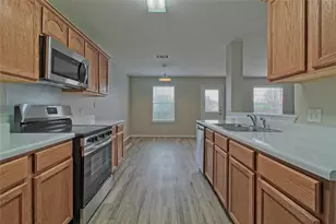 232 Brickyard Ln, Jarrell, TX 76537 - Photo 13