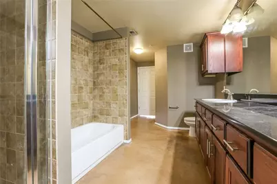 910 W 25th Street #606, Austin, TX 78705 - Photo 13