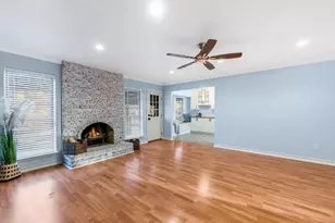 208 Woodmont Dr, Georgetown, TX 78628 - Photo 3