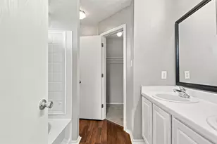 1010 Meandering Creek Cove, Georgetown, TX 78626 - Photo 21