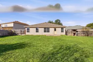 1010 Meandering Creek Cove, Georgetown, TX 78626 - Photo 29