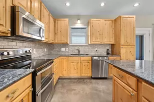 2121 Martin Rd, Dripping Springs, TX 78620 - Photo 9