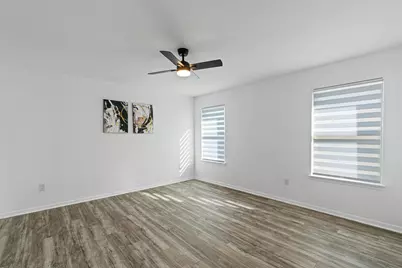 512 Twisted Oaks Lane, Buda, TX 78610 - Photo 15