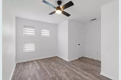 512 Twisted Oaks Lane, Buda, TX 78610 - Photo 25