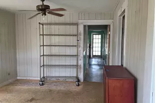 1510 A St, Floresville, TX 78114 - Photo 25