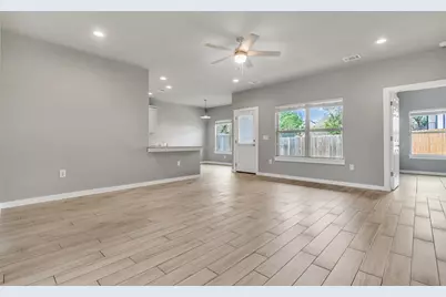 21414 Santa Carlo Avenue, Lago Vista, TX 78645 - Photo 17