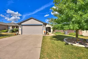 106 Kickapoo Creek Ln, Georgetown, TX 78633 - Photo 3