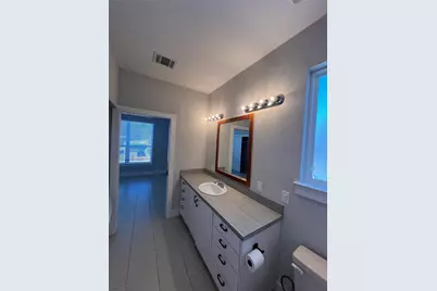 1101 Stobaugh Street #B, Austin, TX 78757 - Photo 15