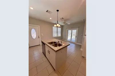 1101 Stobaugh Street #B, Austin, TX 78757 - Photo 21