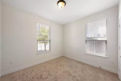 7632 Knockfin Drive, Austin, TX 78744 - Photo 11