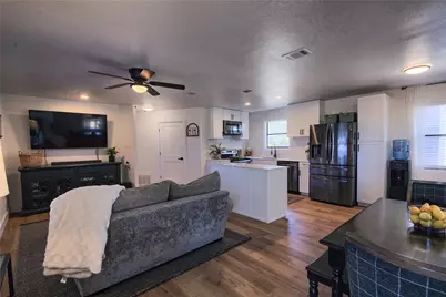 20811 Trapper Lane, Lago Vista, TX 78645 - Photo 11