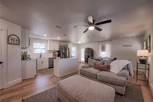 20811 Trapper Ln, Lago Vista, TX 78645 - Photo 15