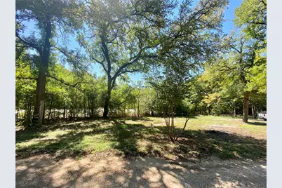 8610 Showers Drive, Elgin, TX 78621 - Photo 3