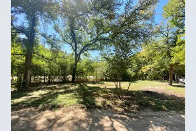 8610 Showers Drive, Elgin, TX 78621 - Photo 3