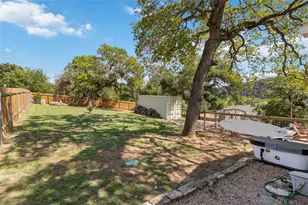 1403 Minnie Dr, Austin, TX 78732 - Photo 19