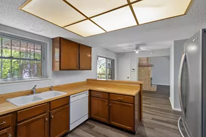 11809 Eubank Drive, Austin, TX 78758 - Photo 11