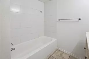 505 W 7th St, Austin, TX 78701 - Photo 13