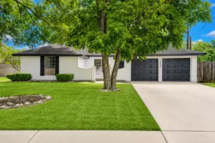 10618 Braewick Dr, Houston, TX 77096 - Photo 1