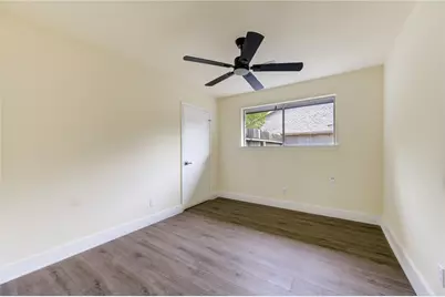 10618 Braewick Drive, Houston, TX 77096 - Photo 23