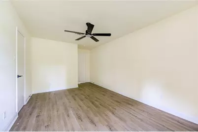 10618 Braewick Drive, Houston, TX 77096 - Photo 21