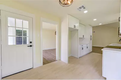 10618 Braewick Drive, Houston, TX 77096 - Photo 17