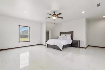1206 Walter Hoffman Road, Cedar Creek, TX 78612 - Photo 17