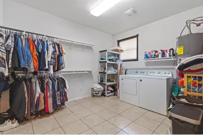 1206 Walter Hoffman Road, Cedar Creek, TX 78612 - Photo 37