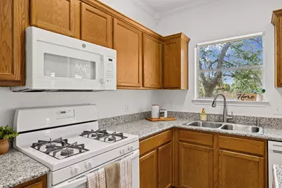 3514 Rock Shelf Lane, Round Rock, TX 78681 - Photo 13