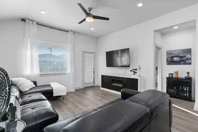 120 Scarborough Way, San Marcos, TX 78666 - Photo 5