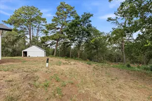 28 Lost Pines Ave, Bastrop, TX 78602 - Photo 33