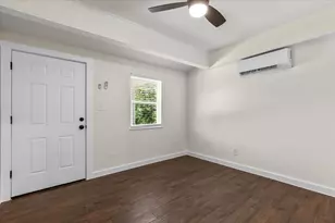 28 Lost Pines Ave, Bastrop, TX 78602 - Photo 29