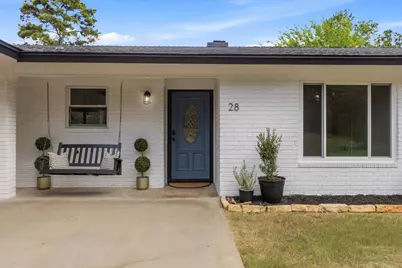 28 Lost Pines Avenue, Bastrop, TX 78602 - Photo 5