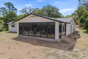 28 Lost Pines Ave, Bastrop, TX 78602 - Photo 31