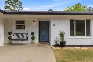 28 Lost Pines Ave, Bastrop, TX 78602 - Photo 5