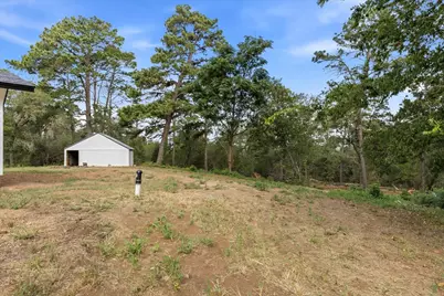 28 Lost Pines Avenue, Bastrop, TX 78602 - Photo 33