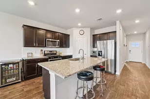 356 Spider Lily Dr, Kyle, TX 78640 - Photo 17