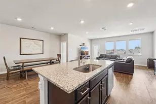 356 Spider Lily Dr, Kyle, TX 78640 - Photo 15