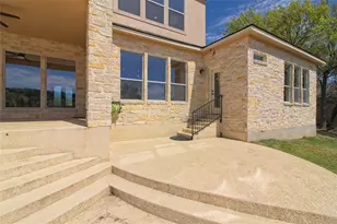 125 Waterford Ln, Georgetown, TX 78628 - Photo 27