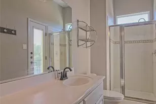 125 Waterford Ln, Georgetown, TX 78628 - Photo 15