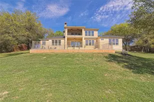 125 Waterford Ln, Georgetown, TX 78628 - Photo 25