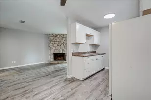 4307 S 1st St, Austin, TX 78745 - Photo 3