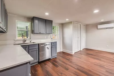 112 Gazley A & B Street, Smithville, TX 78957 - Photo 9