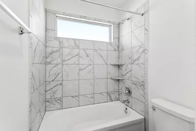 625 Waterway Avenue, Hutto, TX 78634 - Photo 15