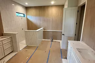 112 Winchester, Horseshoe Bay, TX 78657 - Photo 11