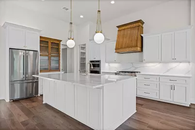 112 Winchester, Horseshoe Bay, TX 78657 - Photo 5