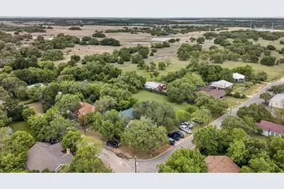 410 N West, Bertram, TX 78605 - Photo 33
