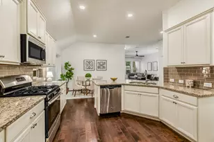 4063 Flowstone Ln, Round Rock, TX 78681 - Photo 5