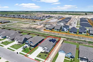 217 Sweetwater Crk Ln, Hutto, TX 78634 - Photo 33